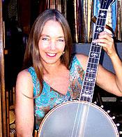 Carla Roberts of BanjoCrazy.com